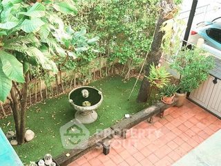 Casa en venta de 4 habitaciones en Bang Khen, Bangkok