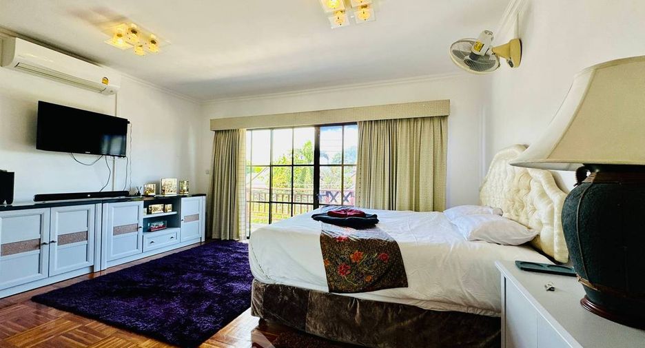 À vendre 7 chambres villa à Bang Lamung, Chonburi