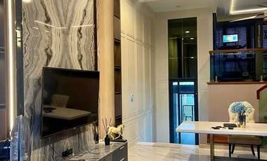 Reihenhaus zur Miete und zum Kauf mit 3 Zimmer in Chatuchak, Bangkok