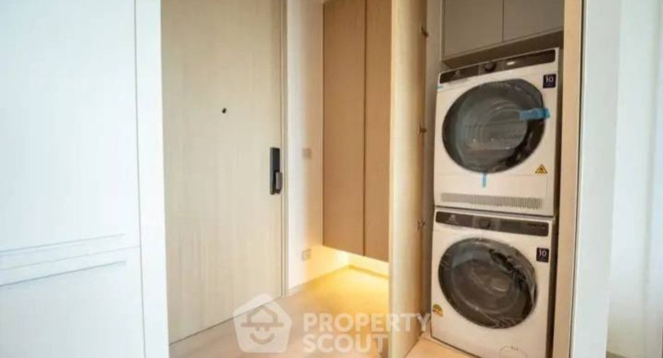 For rent and for sale 1 bed condo in Sathon, Bangkok