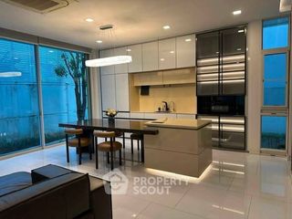 For rent and for sale 4 bedrooms house in Bueng Kum, Bangkok