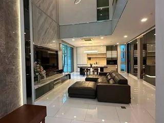 For rent and for sale 4 bedrooms house in Bueng Kum, Bangkok