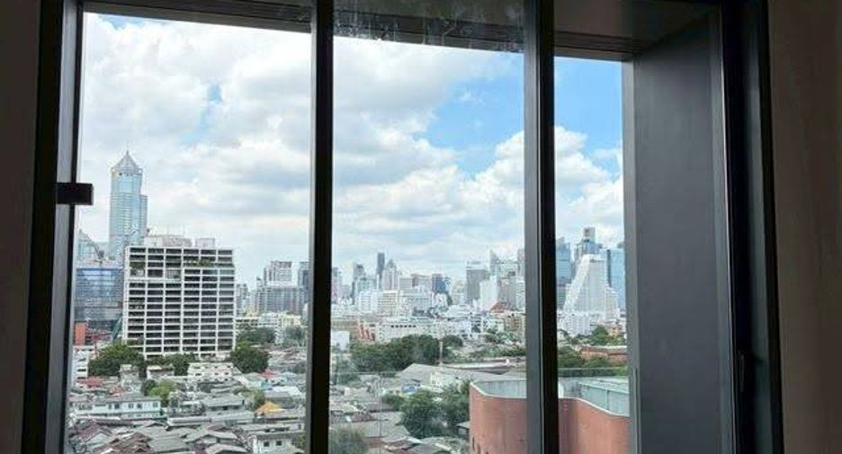 For rent and for sale 1 bed condo in Sathon, Bangkok