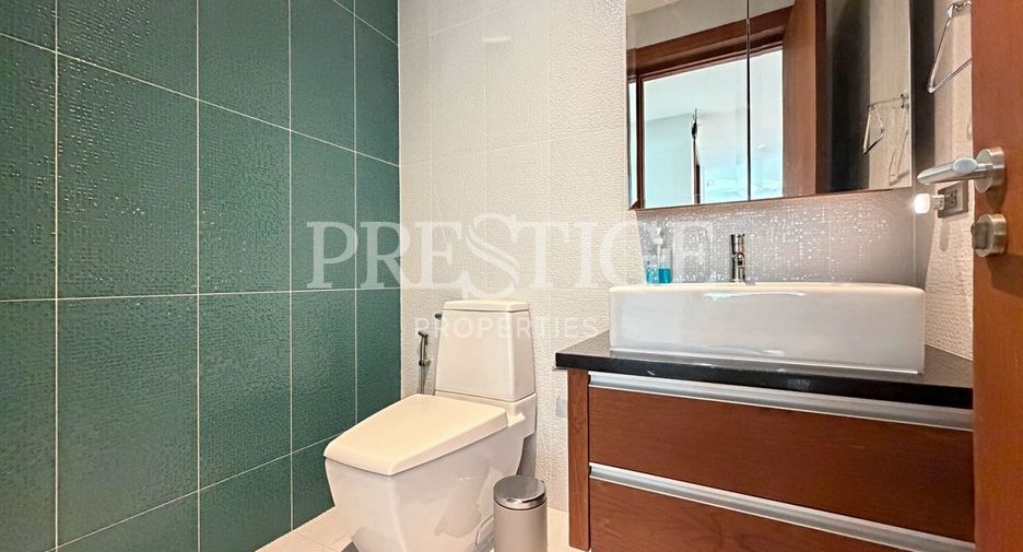 Casa en alquiler de 4 habitaciones en Bang Lamung, Chonburi