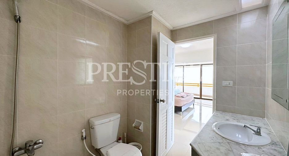 For sale 2 bedrooms condo in Na Jomtien, Pattaya