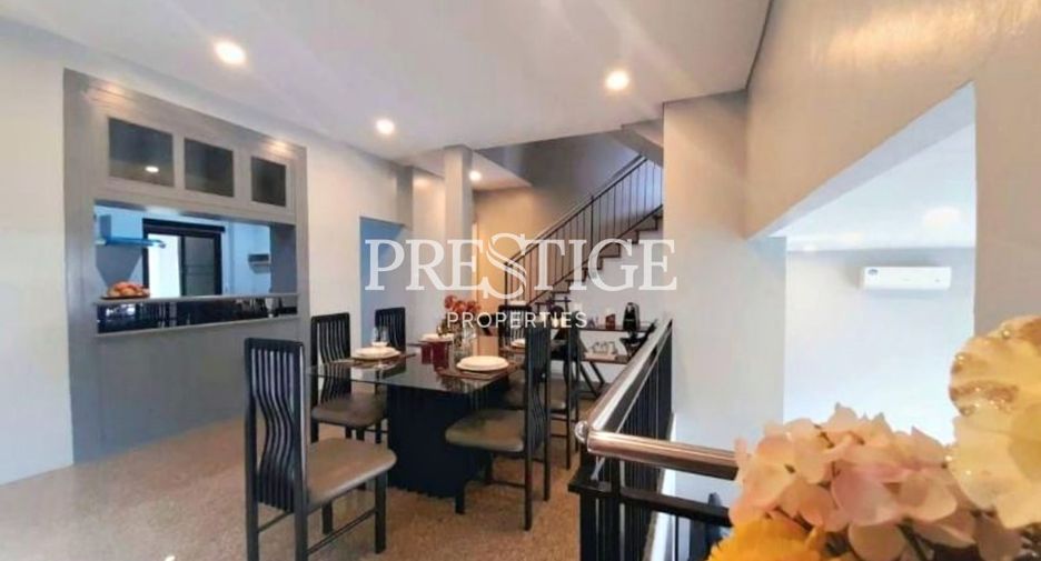 For rent 4 ベッドルーム house in Na Jomtien, Pattaya