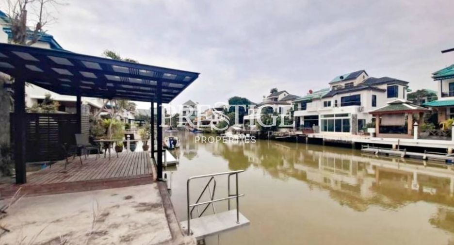 For rent 4 ベッドルーム house in Na Jomtien, Pattaya