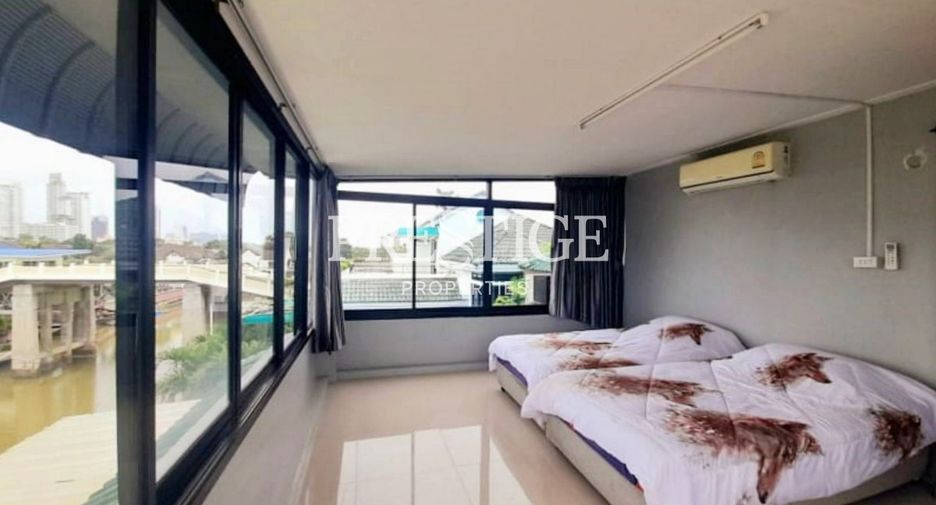 For rent 4 ベッドルーム house in Na Jomtien, Pattaya