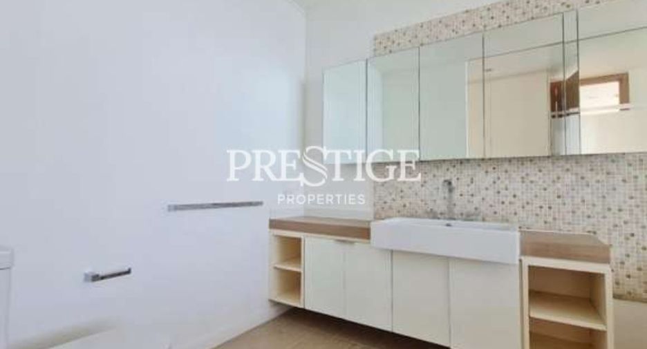 For rent 3 bedrooms condo in Bang Lamung, Chonburi