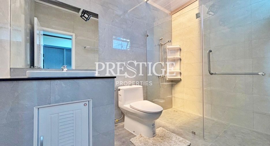 Haus zur Miete mit 4 Zimmer in Bang Lamung, Chonburi