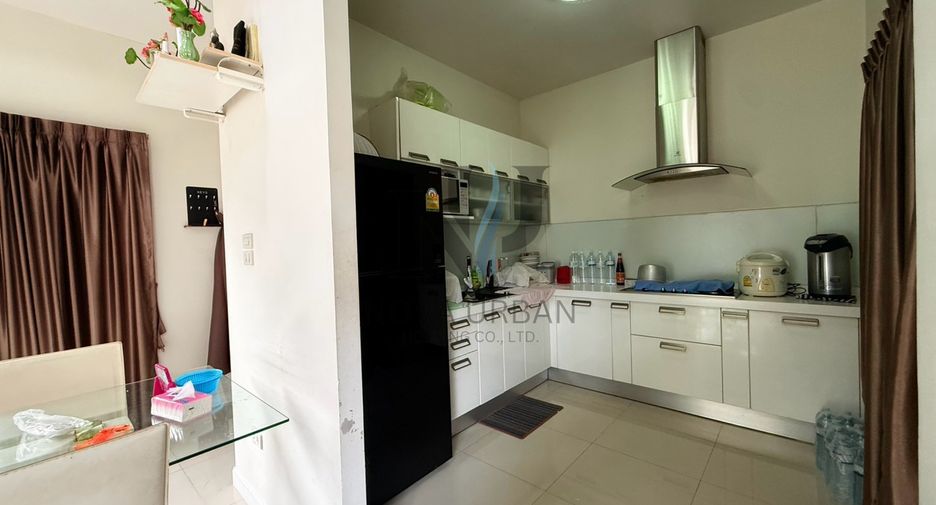 Villa zum Kauf mit 3 Zimmer in Bang Saray, Pattaya