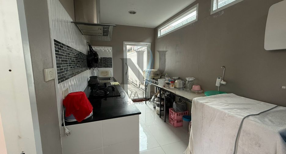 Villa zum Kauf mit 3 Zimmer in Bang Saray, Pattaya