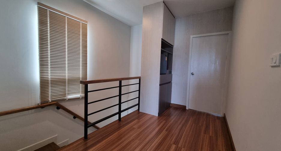 For sale そして for rent 3 ベッドルーム townhouse in Mueang Phuket, Phuket