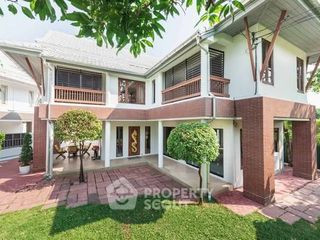 Casa en venta de 3 habitaciones en Bang Khen, Bangkok