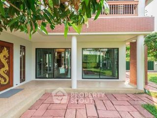 Casa en venta de 3 habitaciones en Bang Khen, Bangkok