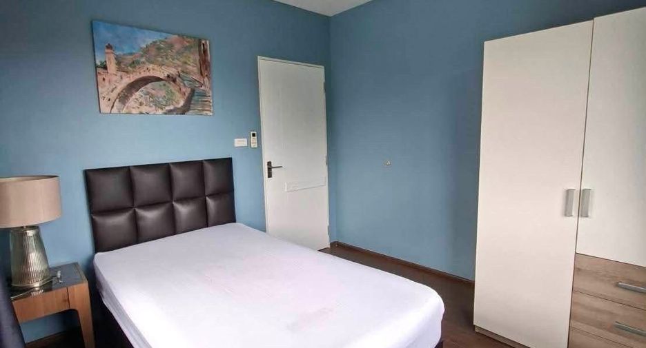 Casa en alquiler de 4 habitaciones en Bang Phli, Samut Prakan