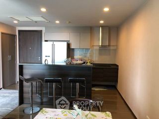 For sale 3 bedrooms condo in Khlong San, Bangkok