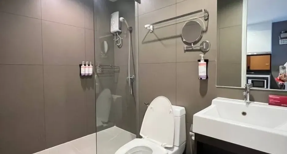 ให้เช่า 2 ห้องนอน คอนโด ใน วัฒนา, กรุงเทพฯ