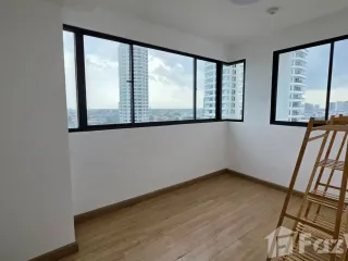 À louer 2 chambres condo à Bang Kho Laem, Bangkok