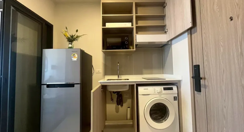 For rent studio condo in Watthana, Bangkok