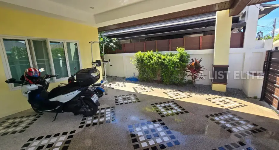 Haus zum Kauf mit 3 Zimmer in Huay Yai, Pattaya