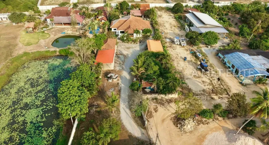 Haus zum Kauf mit 4 Zimmer in Bang Lamung, Chonburi