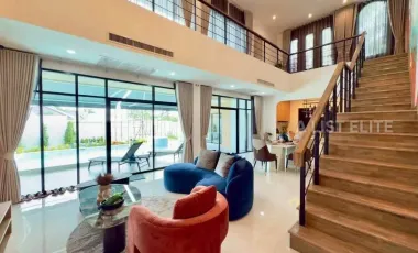 Haus zum Kauf mit 5 Zimmer in Bang Lamung, Chonburi