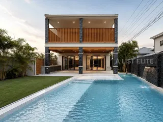 For Rent 4 Bedroom House In Bang Lamung, Chonburi