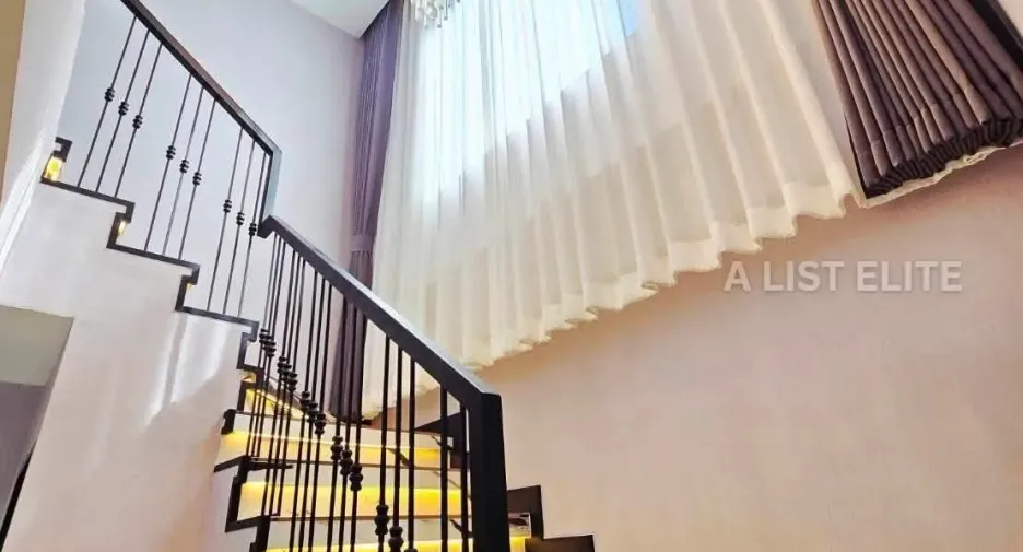 Haus zum Kauf mit 4 Zimmer in Bang Lamung, Chonburi