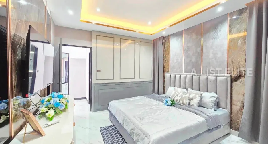 Haus zum Kauf mit 4 Zimmer in Bang Lamung, Chonburi