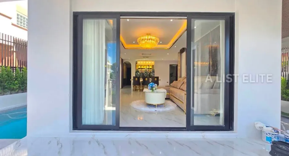 Haus zum Kauf mit 4 Zimmer in Bang Lamung, Chonburi