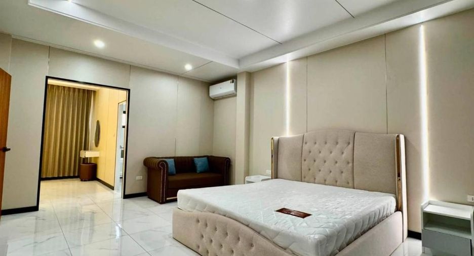 For rent 4 bedrooms house in Bang Lamung, Chonburi