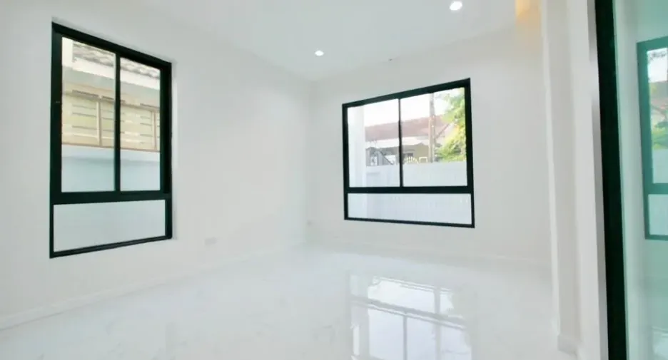 À vendre 3 chambres maison à Bueng Kum, Bangkok