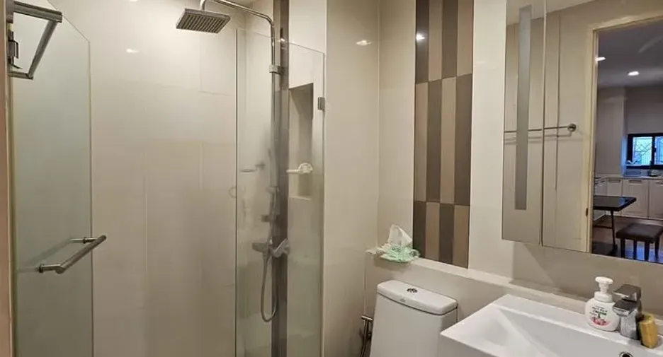 For sale 2 bedrooms condo in Phra Khanong, Bangkok