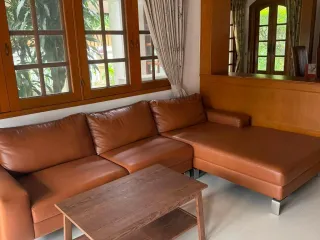 For rent 5 ベッドルーム house in Huai Khwang, Bangkok