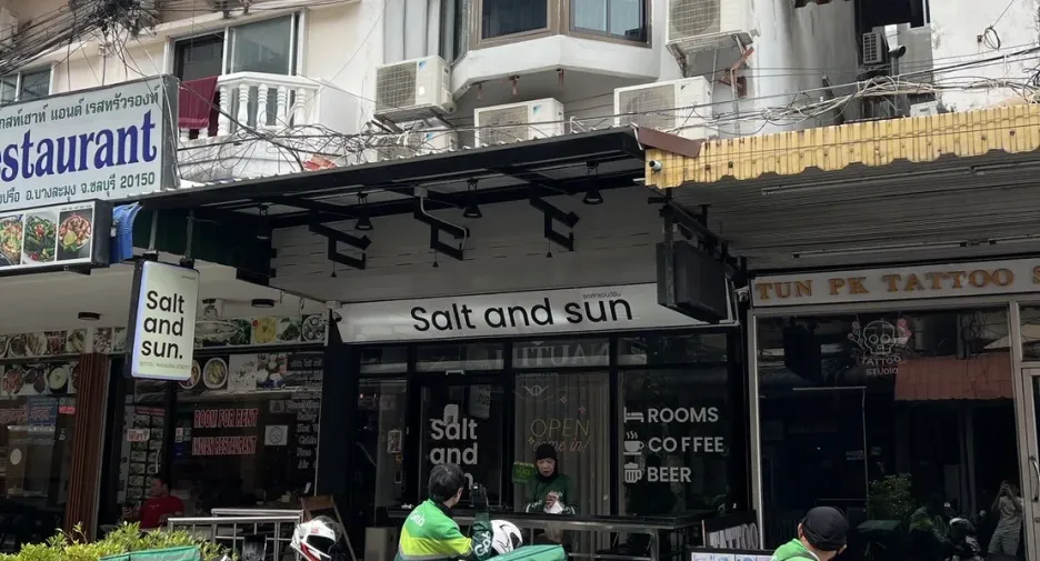 Local comercial en venta de 8 habitaciones en Bang Lamung, Chonburi