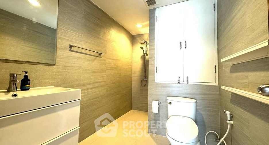 Wohnung zur Miete und zum Kauf mit 3 Zimmer in Watthana, Bangkok