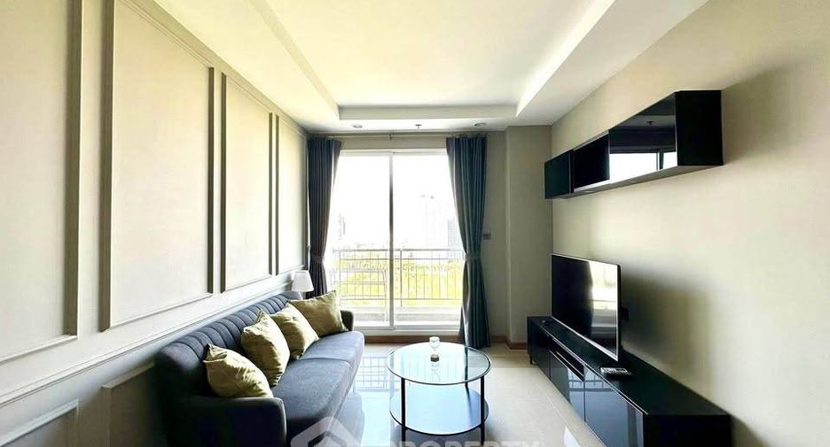 For rent and for sale 1 bed condo in Huai Khwang, Bangkok