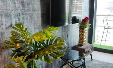 À louer et à vendre 1 chambre condo à Bang Rak, Bangkok