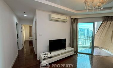 À vendre 2 chambres condo à Huai Khwang, Bangkok