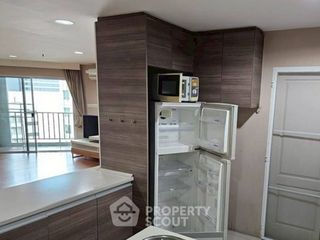 For sale 2 bedrooms condo in Huai Khwang, Bangkok
