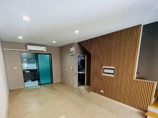 For sale 3 bedrooms townhouse in Phasi Charoen, Bangkok