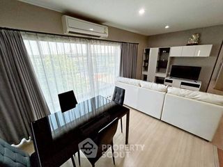 For sale 2 ベッドルーム condo in Bang Na, Bangkok