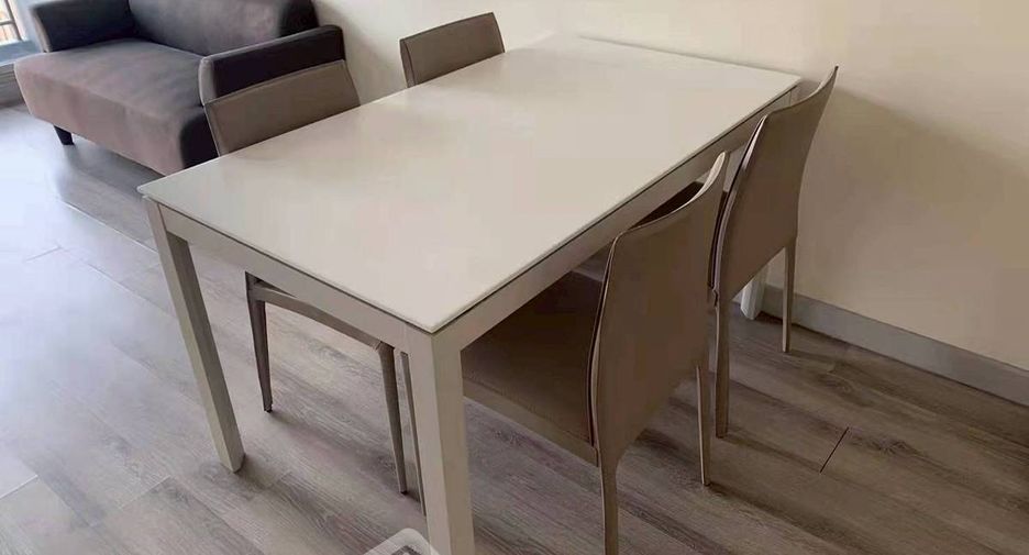 For sale 2 ベッドルーム condo in Bang Lamung, Chonburi