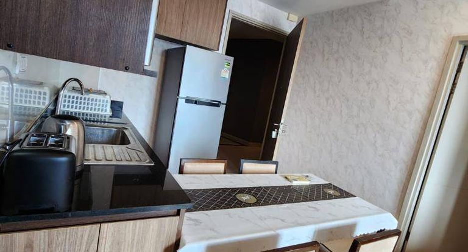 For rent 2 bedrooms condo in Watthana, Bangkok
