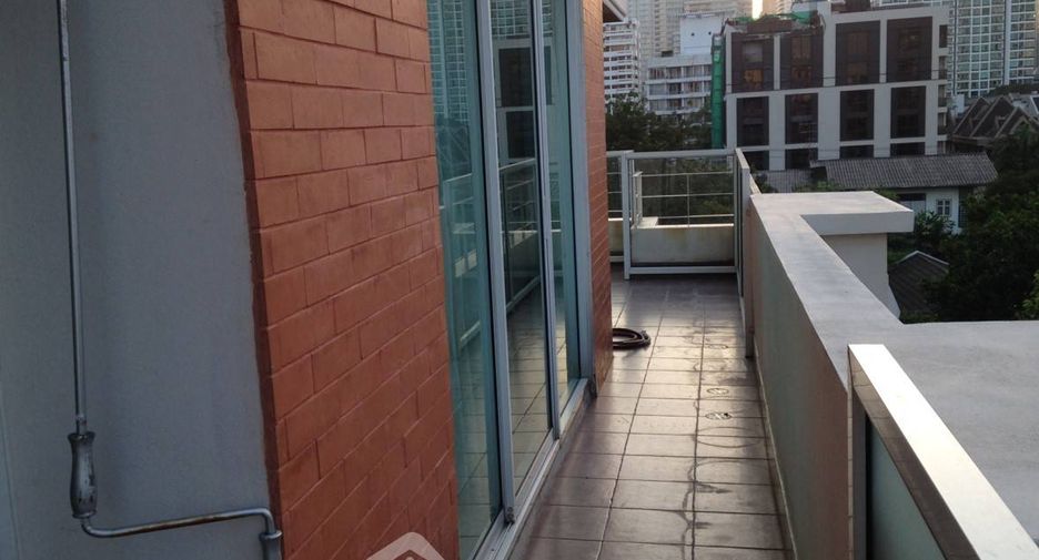 For rent 2 ベッドルーム condo in Watthana, Bangkok