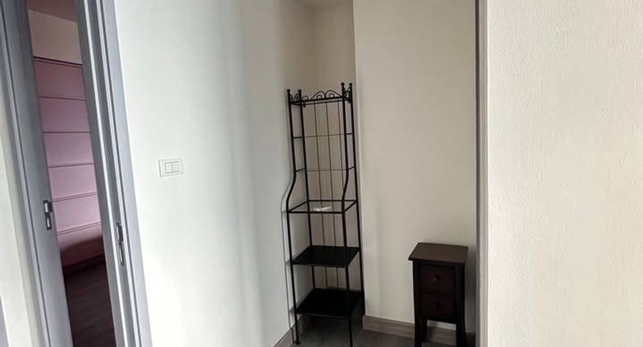 Condo en alquiler de 2 habitaciones en Yan Nawa, Bangkok