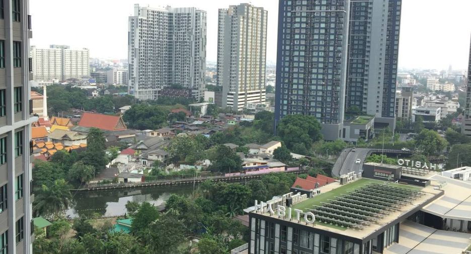For rent 2 bedrooms condo in Watthana, Bangkok