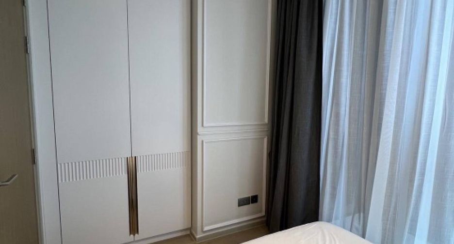 For rent 2 bedrooms condo in Bang Rak, Bangkok