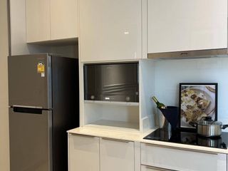For rent 2 bedrooms condo in Bang Rak, Bangkok